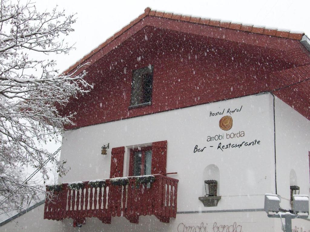 Hostal Rural Arrobi Borda Eugi Exterior foto